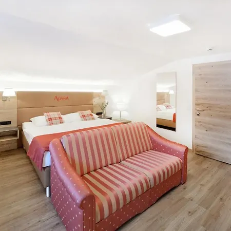 Alpina Superior Otel 3*