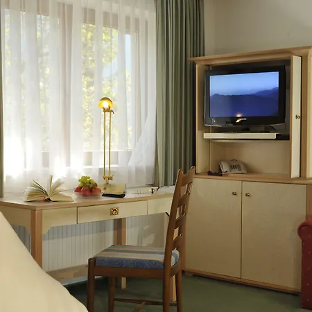 Отель Alpina Arlberg 3*