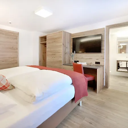 Alpina Superior Otel
