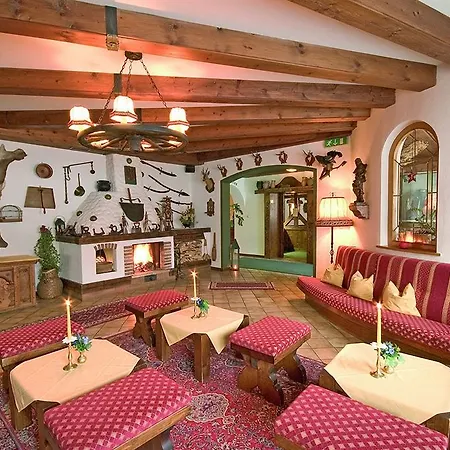 Alpina Superior Hotel