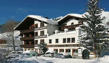 Alpina Superior Otel 3*