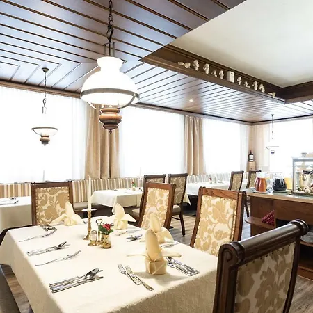 Отель Alpina Arlberg