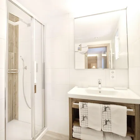 Hotel Alpina Superior Pettneu am Arlberg