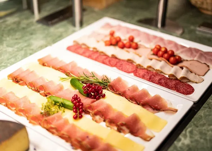 Alpina Superior فندق